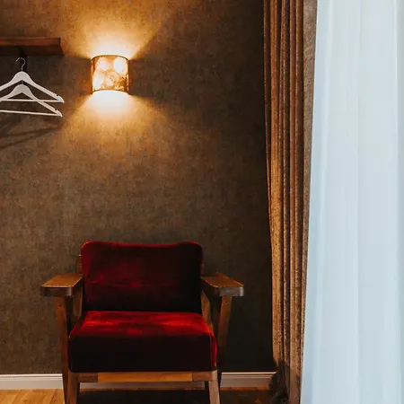 Hotel Ledina 4*