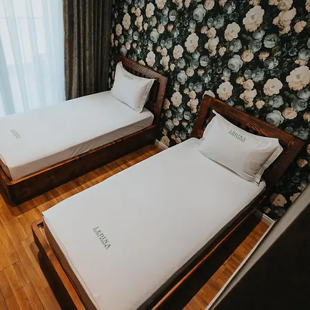 Ledina Hotel 4*