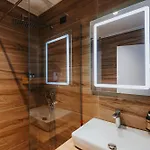 Hotell Ledina 4*