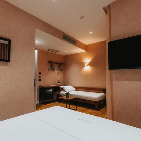 Hotel Ledina 4*